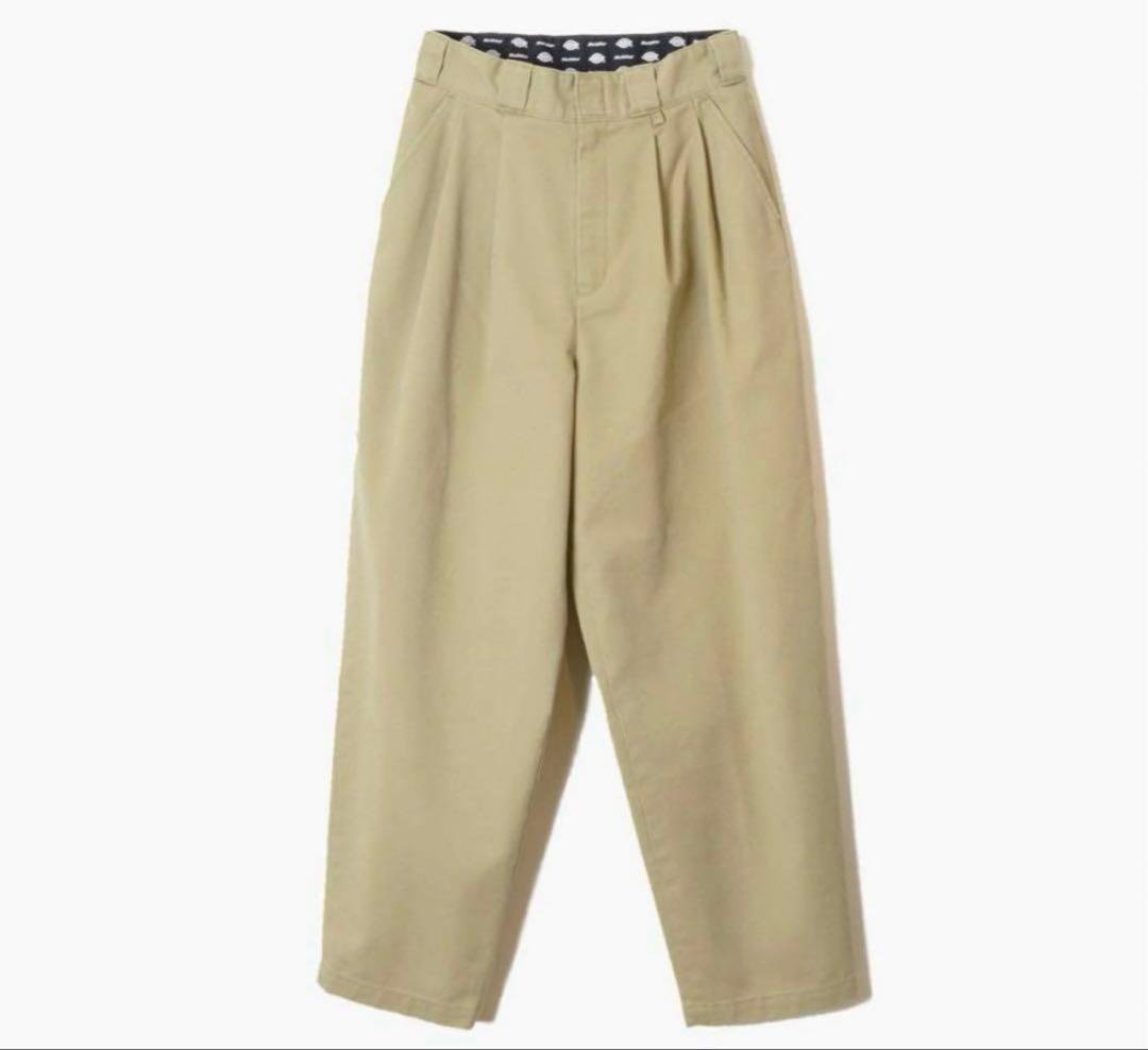 専用HOLIDAY DICKIES 2TUCK PANTS ベージュ　ホリデイ HOLIDAY「DICKIES 2TUCK PANTS 」beige. | gouter le
