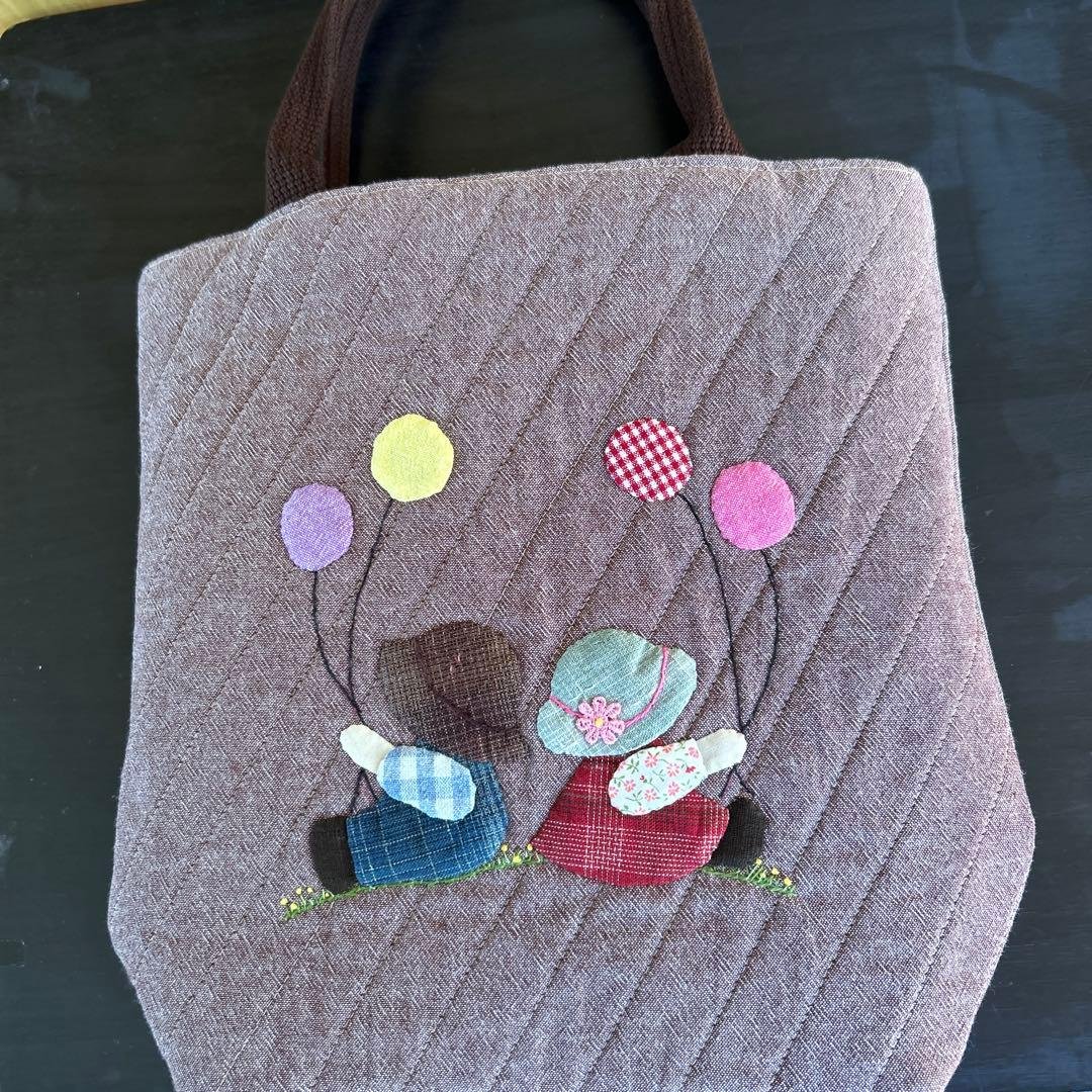 ハンドメイドパッチワークバッグ スーちゃん - メルカリ